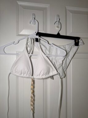 SHEIN White Triangle Bikini Set with Gold Chain Accent